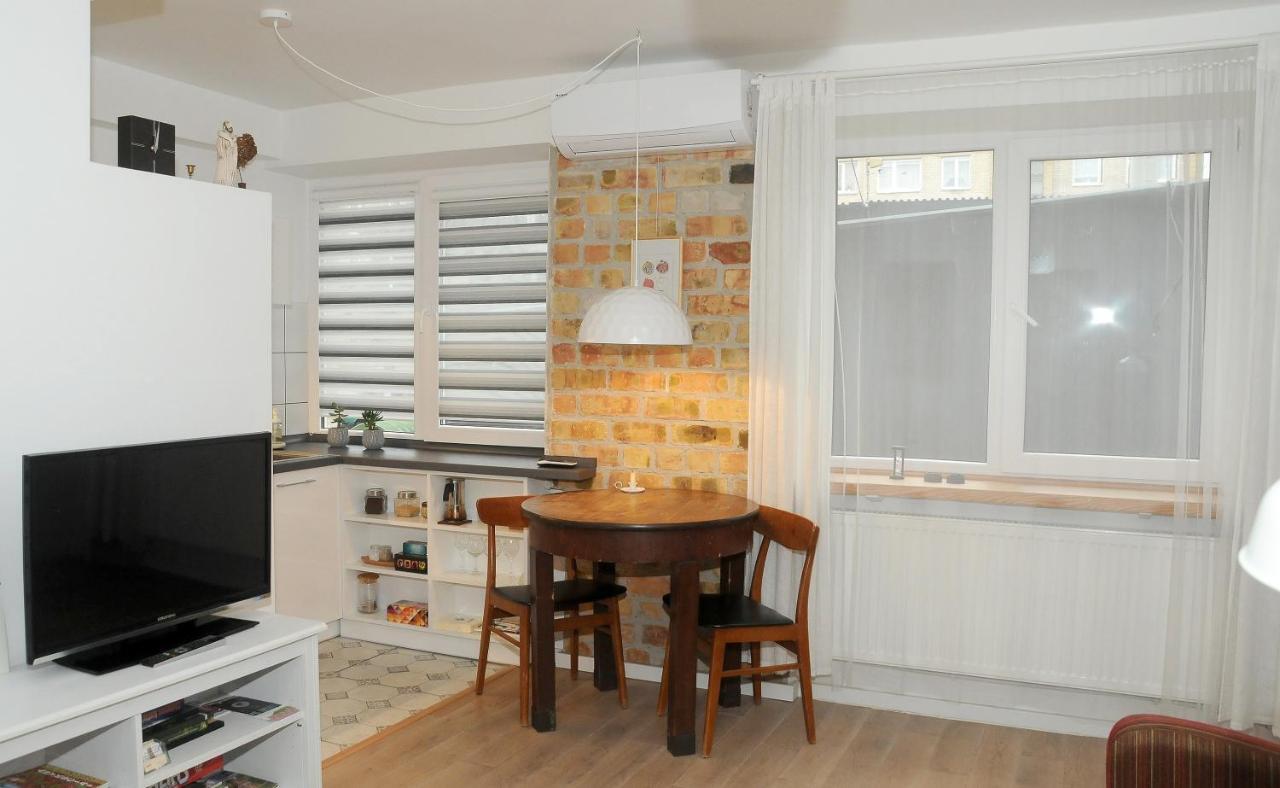 Nijole Ir Algimantas Apartment Anyksciai Exterior photo